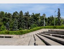 Parc Carol summer.jpg