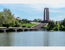 Parc Carol summer.jpg