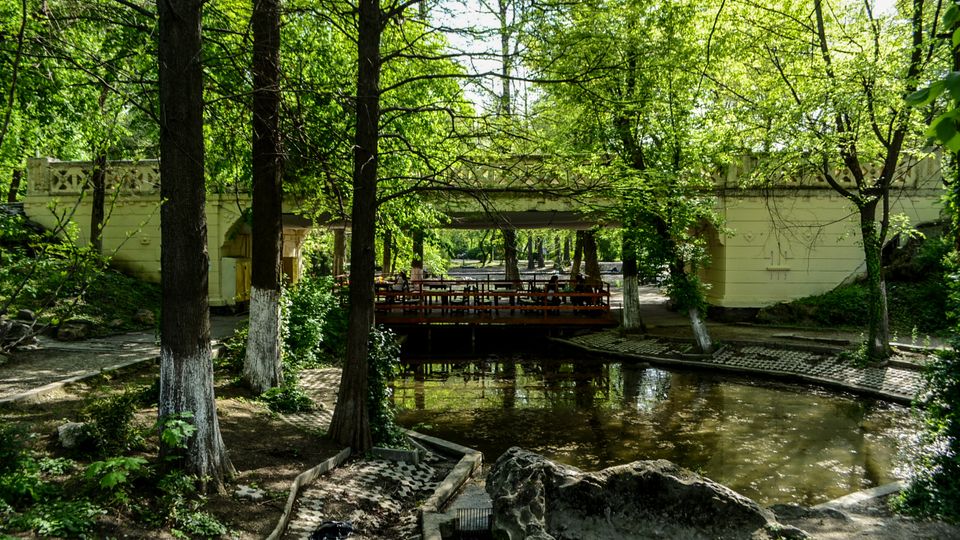 Parc Carol summer.jpg