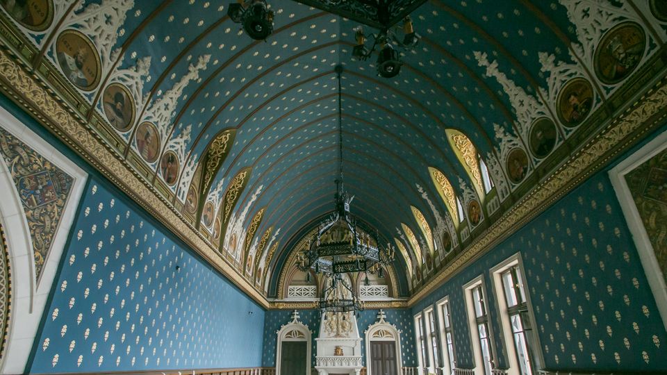 Sala Voievozilor b (2).jpg