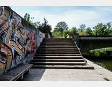 Parc Carol summer.jpg